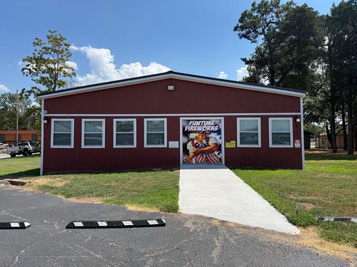 514 N Main St, Eufaula, OK, 74432-1627 | Card Image