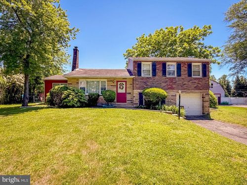 74 Meadow Ln, RICHBORO, PA, 18954-1832 | Card Image