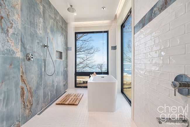 Suite 2-Japanese Show Hall | Image 18