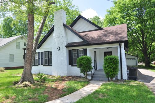 212 1st Ave, Murfreesboro, TN, 37130-4404 | Card Image