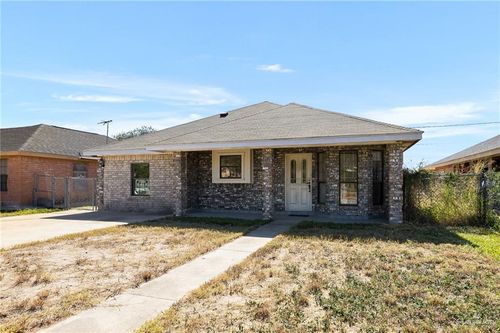 905 W 26th St, Mission, TX, 78574-7615 | Card Image