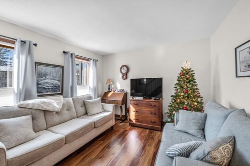 apt-5-160 Hillside Rd, Westfield, MA, 01085-4147 | Card Image