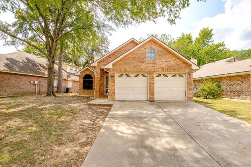 5720 Polo Club Dr, Arlington, TX, 76017-4541 | Card Image