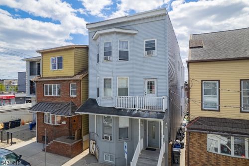 80 Elm St, Newark, NJ, 07105-1369 | Card Image