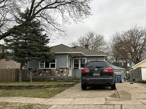 2860 Coit Ave Ne, Grand Rapids, MI, 49505-3337 | Card Image