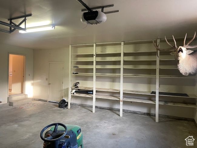 Garage storage shelves built in | Image 30