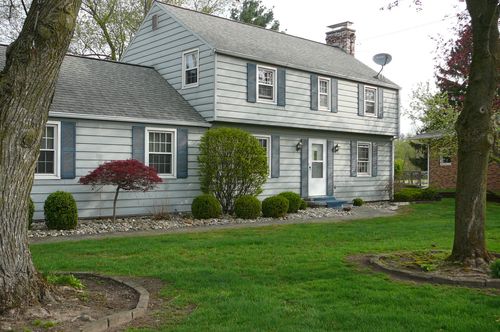 466 Salem Dr, Jonesville, MI, 49250-9406 | Card Image