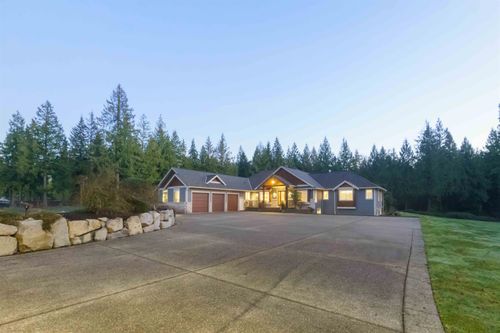 28650 104 Ave, Maple Ridge, BC, V2W1L5 | Card Image