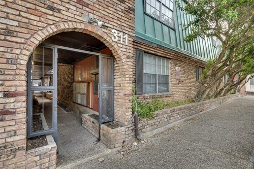 apt-103-311 E 31st St, Austin, TX, 78705-3038 | Card Image