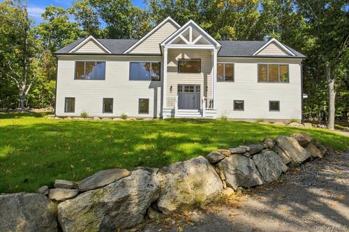 22 Lhasa Ct, Carmel, NY, 10512-3984 | Card Image