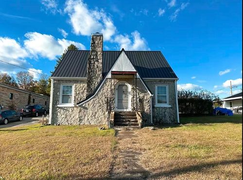 504 Burkesville St, Columbia, KY, 42728-1610 | Card Image