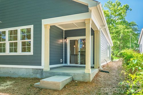 1332 Norris Ave, Charlotte, NC, 28206-2151 | Card Image