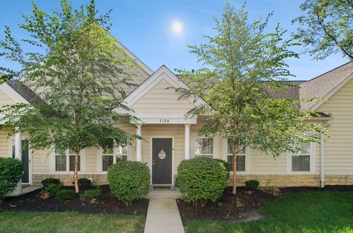 7198 Colonial Affair Dr, New Albany, OH, 43054-8102 | Card Image