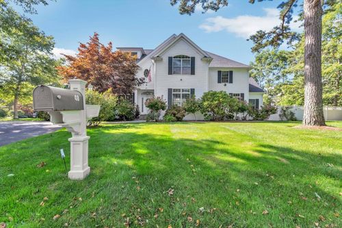 48-48 Eagle Dr, Mashpee, MA, 02649-3661 | Card Image