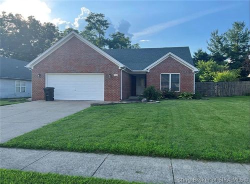 3557 Peach Tree Street, Jeffersonville, IN, 47130 | Card Image