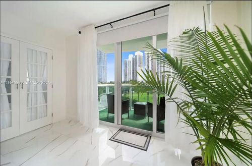 apt-511-19370 Collins Ave, Sunny Isles Beach, FL, 33160-2248 | Card Image