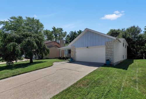 8547 Seabright Dr, Powell, OH, 43065-8838 | Card Image