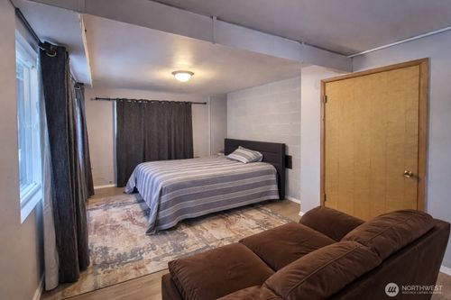 14600 Se 181st St, Renton, WA, 98058-9203 | Card Image