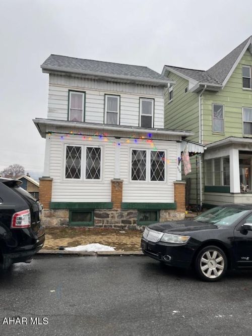 604 1st Ave, Altoona, PA, 16602-3842 | Card Image