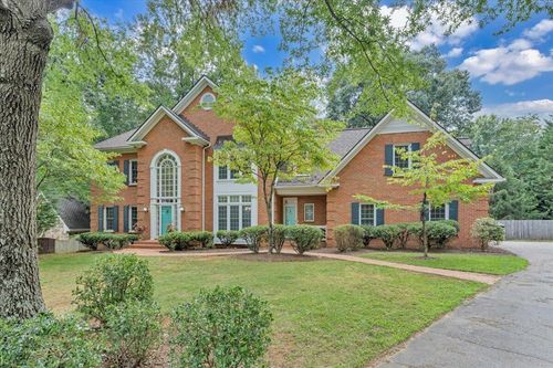 5812 Old Locke Ct, Roanoke, VA, 24018-3874 | Card Image
