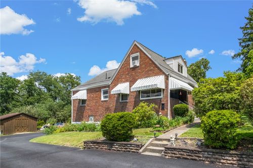 8 Harmar Dr, Cheswick, PA, 15024-1022 | Card Image