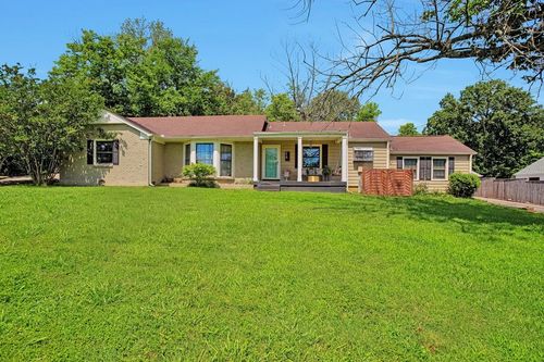 218 W Marthona Rd, Madison, TN, 37115-3509 | Card Image