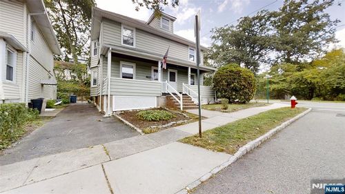 46 Edgewood Rd, Glen Ridge, NJ, 07028-2305 | Card Image