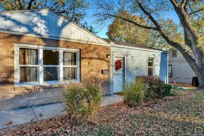 2120 Sw Morningside Rd, House other with 2 bedrooms, 1 bathrooms and null parking in Topeka KS | Image 3