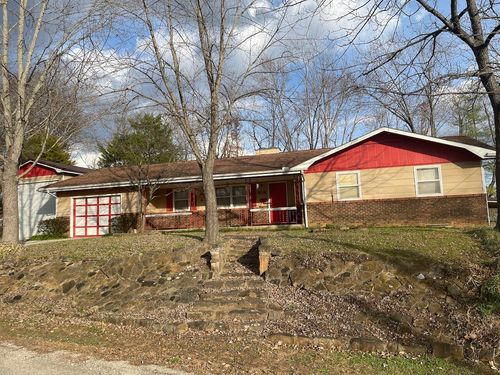 512 N Grand St, Willow Springs, MO, 65793-1313 | Card Image