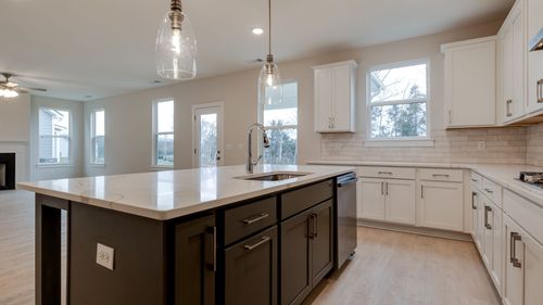 4158 Dream Beetle Loop, Rockvale, TN, 37153-2400 | Card Image