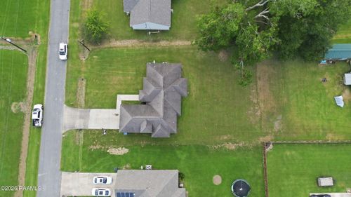 213 Louisiana Dr, Saint Martinville, LA, 70582-4208 | Card Image