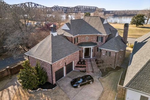 123 Founders Ln, Memphis, TN, 38103 | Card Image