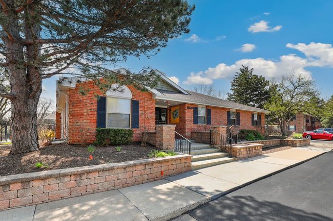 APT-203 - 1529 Raymond Dr, Condo with 2 bedrooms, 1 bathrooms and 1 parking in Naperville IL | Image 20