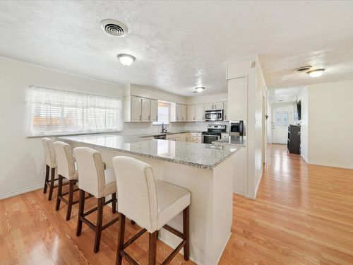 1215 Tarpley Ave, Dallas, TX, 75211-6053 | Card Image