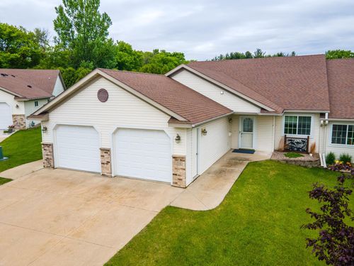 311 Bear Paw Cir Ne, Byron, MN, 55920-1516 | Card Image