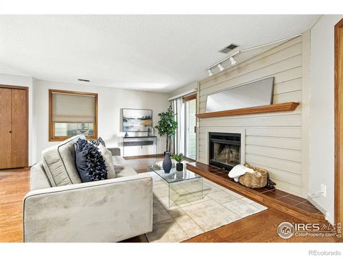 apt-201-2960 Shadow Creek Dr, Boulder, CO, 80303-7504 | Card Image