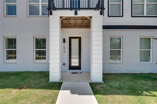 1072 Brookglynn Trce, Decatur, GA, 30032-3587 | Card Image