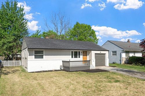 689 Georgian Dr, Columbus, OH, 43228-2909 | Card Image