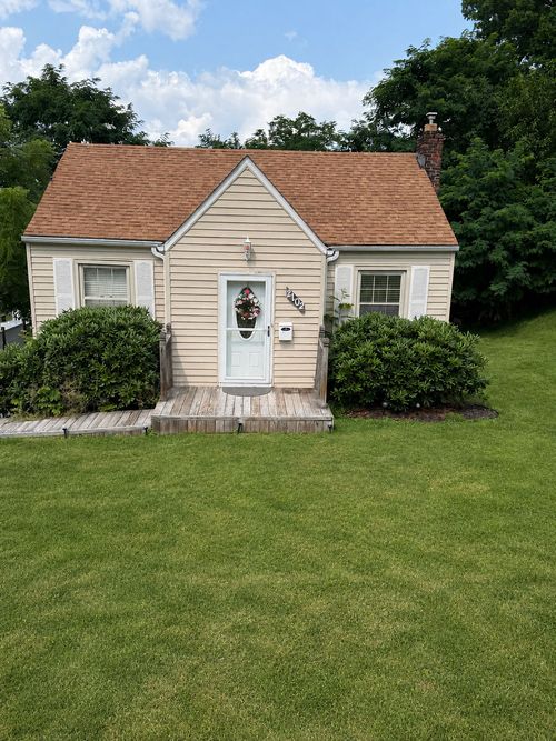 2102 Superior St, Bethel Park, PA, 15102-2136 | Card Image
