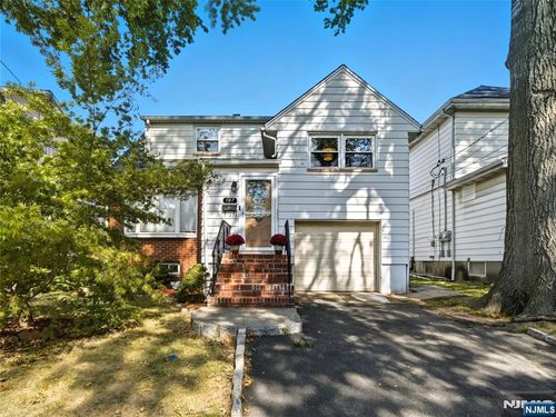 197 Fairview Ave, Bogota, NJ, 07603-1811 | Card Image