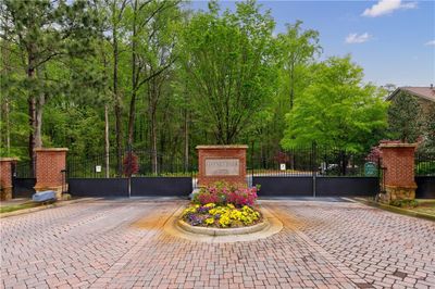 308 Nottaway Lane, Townhouse with 4 bedrooms, 3 bathrooms and null parking in Alpharetta GA | Image 3