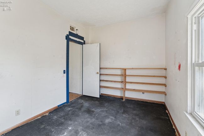 34 N Park St, House other with 4 bedrooms, 2 bathrooms and null parking in Oberlin OH | Image 21