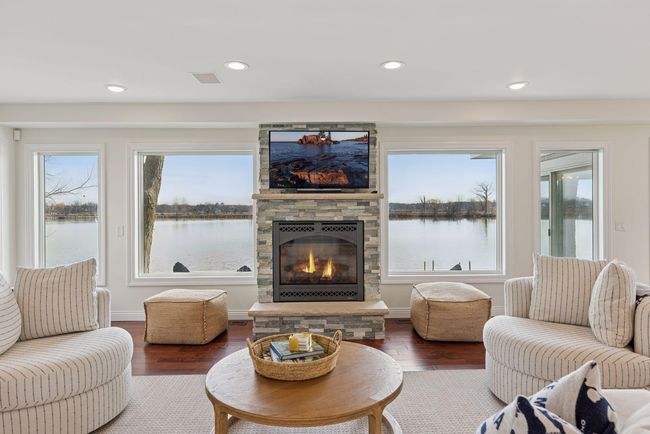 2807 Mckenzie Point Rd, House other with 3 bedrooms, 3 bathrooms and null parking in Wayzata MN | Image 11