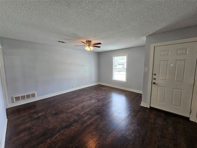 116 Charlene Dr, House other with 4 bedrooms, 2 bathrooms and null parking in Hurst TX | Image 5