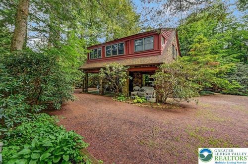 37 Cove Rd, Bear Creek, PA, 18602-7008 | Card Image