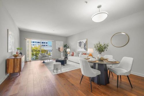 332-20 S 2nd St, San Jose, CA, 95113-2532 | Card Image