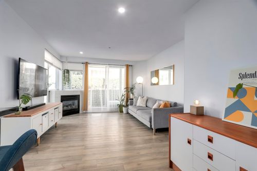 302-122 E 3rd St, North Vancouver, BC, V7L1E6 | Card Image