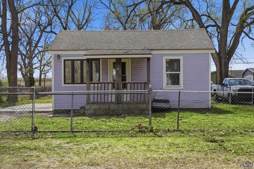 1209 Nw Laurent St, Topeka, KS, 66608-1524 | Card Image