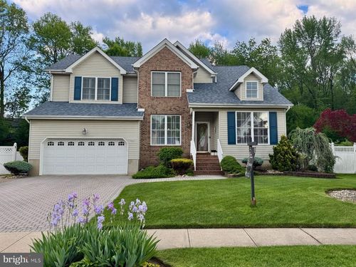 17 Putnam Rd, MONMOUTH JUNCTION, NJ, 08852-3067 | Card Image