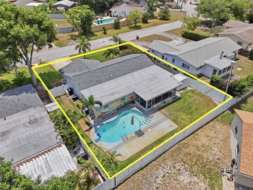 14161 Hetrick Cir N, Largo, FL, 33774-5212 | Card Image